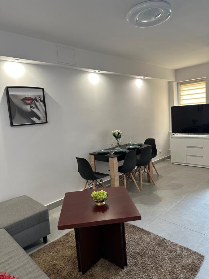 Apartament Medalionow Z Parkingiem Apartman Lublin Kültér fotó